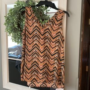 3/$20 Bundle for Offer Maurice’s L dressy tank top. NWOT